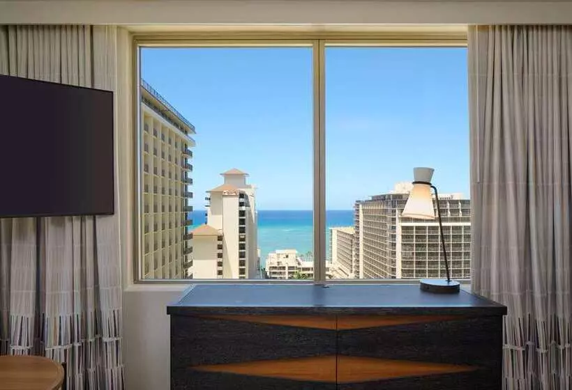 Fotos del hotel Embassy Suites By Hilton Waikiki Beach Walk:  9