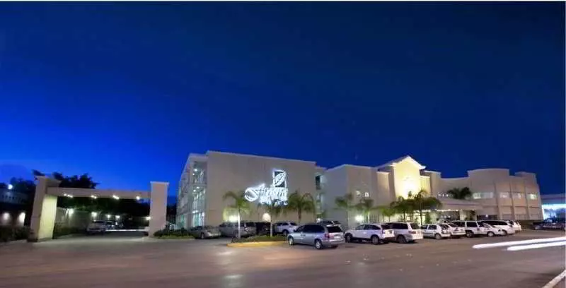 Fotos del hotel Fresno Galerias:  6