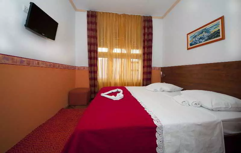 Fotos del hotel Cikes:  5