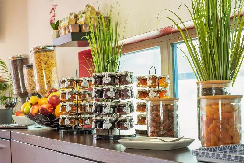 Fotos del hotel Residhotel Lyon Part Dieu:  8