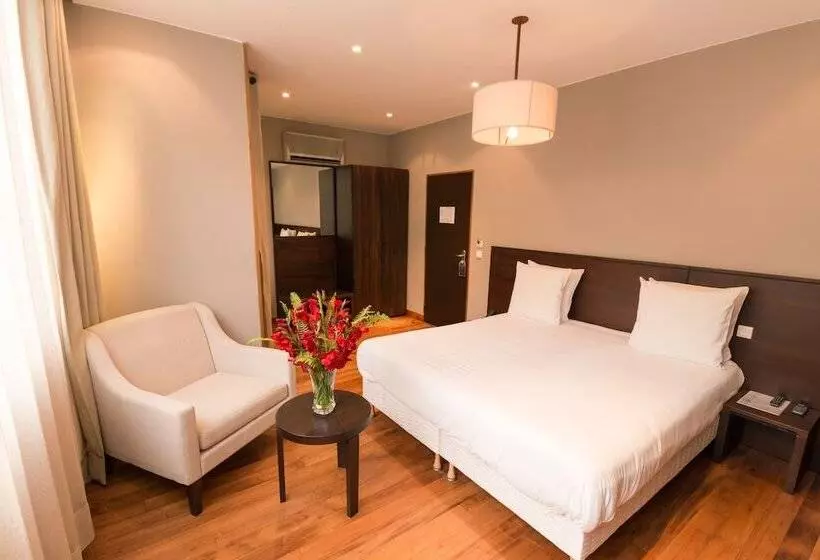 Fotos del hotel Le Louvre Hotel & Spa:  3