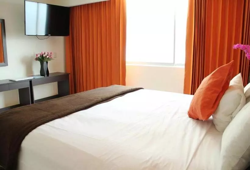 Fotos del hotel María Eugenia:  18