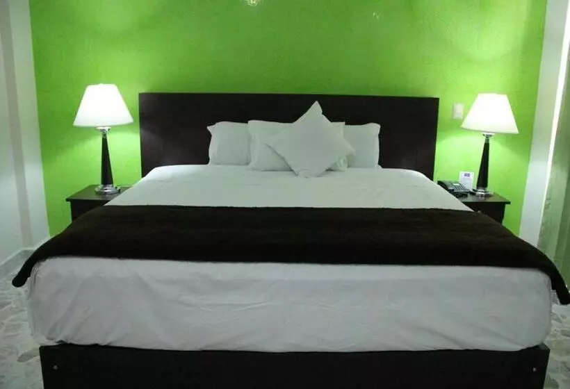 Fotos del hotel María Eugenia:  5