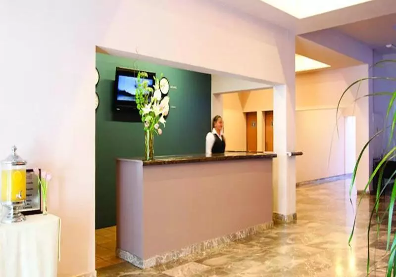 Fotos del hotel Mision Aguascalientes Zona Sur:  2