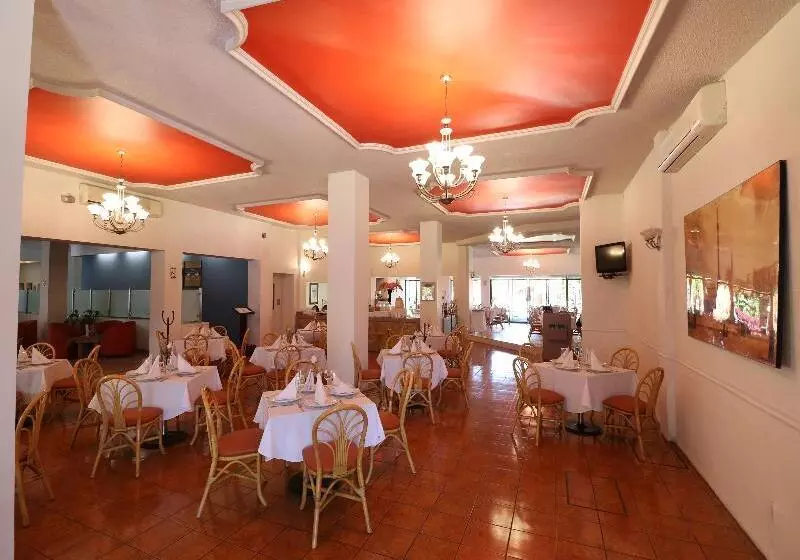 Fotos del hotel Mision Aguascalientes Zona Sur:  10