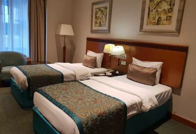 Fotos del hotel Golden Tulip Al Barsha:  72