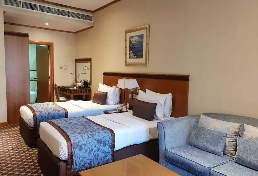 Fotos del hotel Golden Tulip Al Barsha:  73