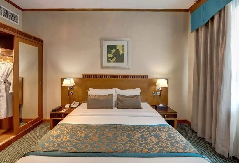 Fotos del hotel Golden Tulip Al Barsha:  85