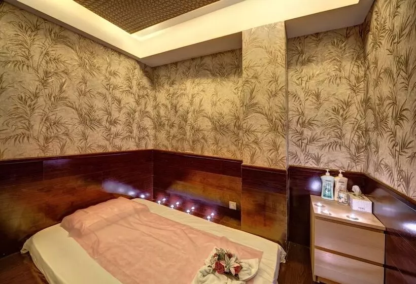 Fotos del hotel Golden Tulip Al Barsha:  6