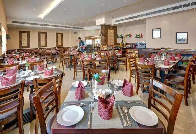 Fotos del hotel Golden Tulip Al Barsha:  7