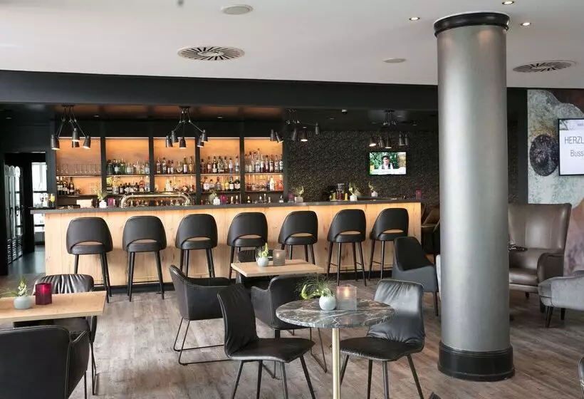 Fotos del hotel Dorint An Den Westfalenhallen Dortmund:  8