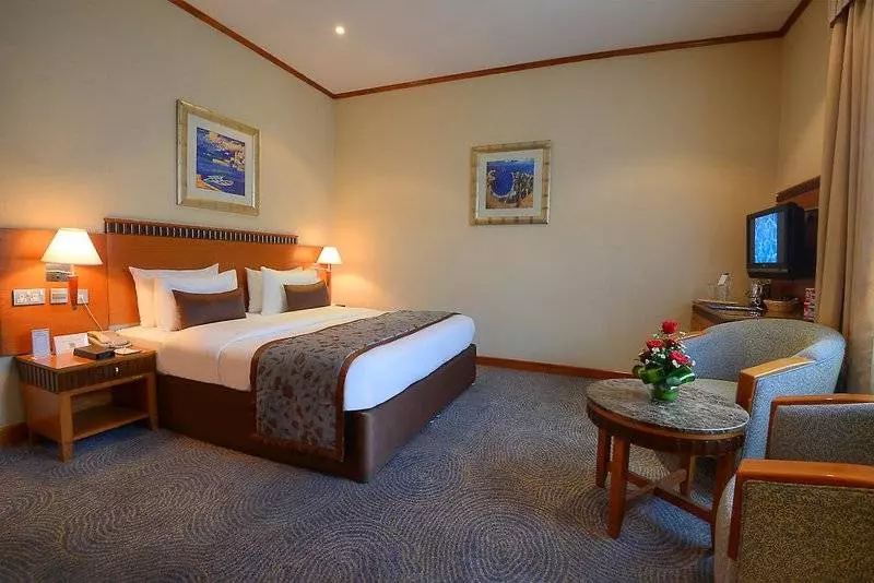 Fotos del hotel Golden Tulip Al Barsha:  15