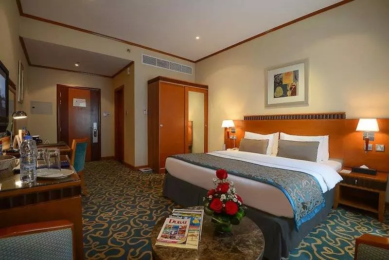 Fotos del hotel Golden Tulip Al Barsha:  16