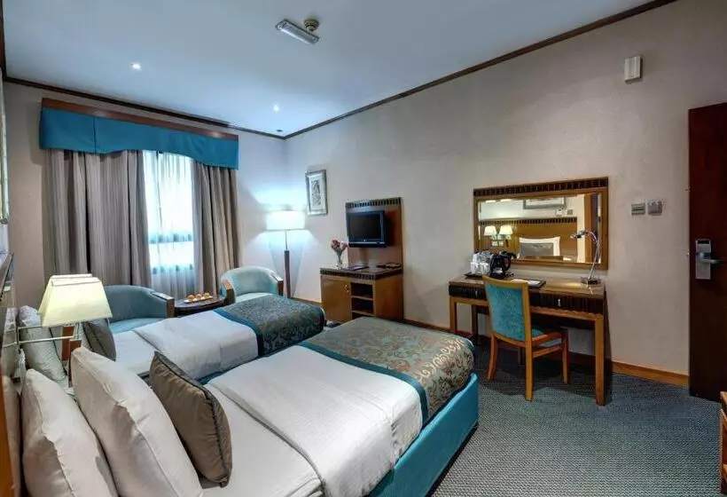 Fotos del hotel Golden Tulip Al Barsha:  13