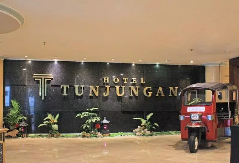 Fotos del hotel Tunjungan:  9