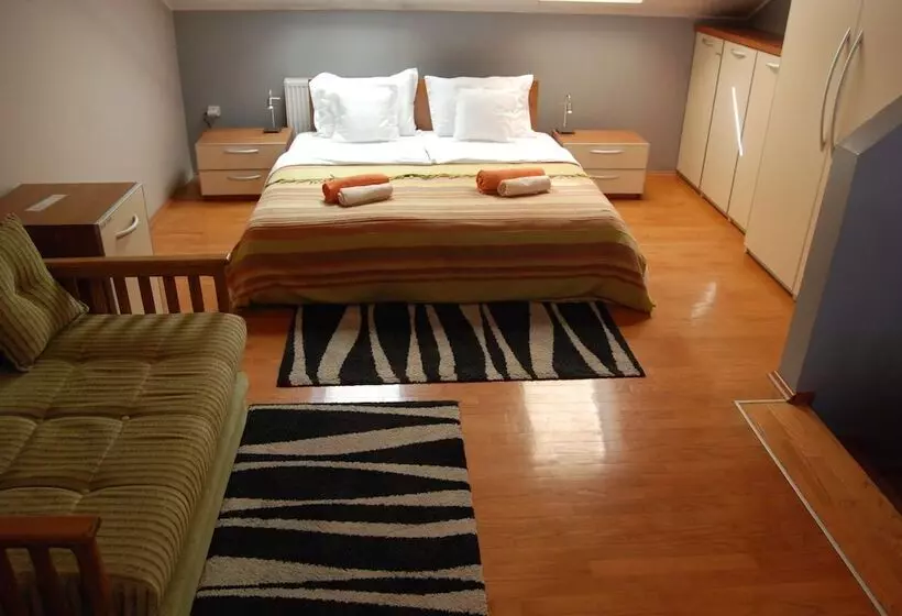 Fotos del hotel Car Royal Apartmans:  7