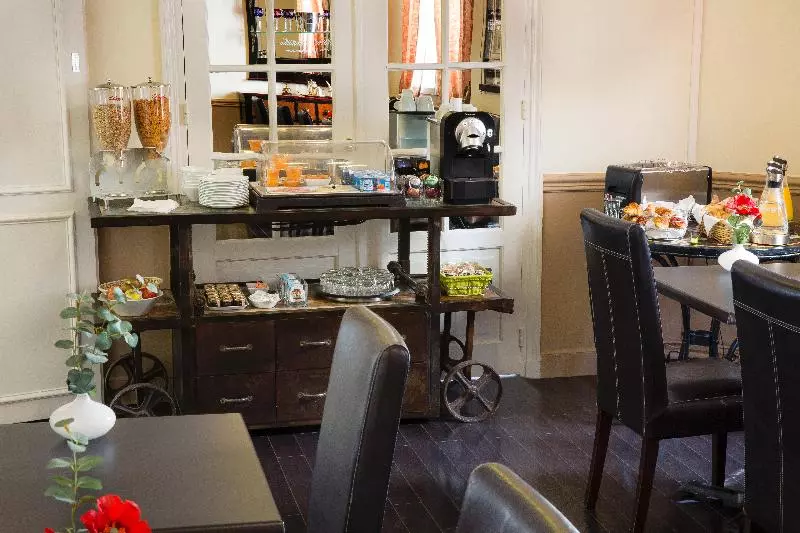 Fotos del hotel Chatillon Paris Montparnasse:  11