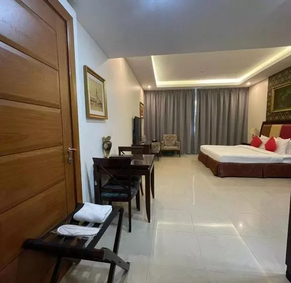 Fotos del hotel Clifton International:  7