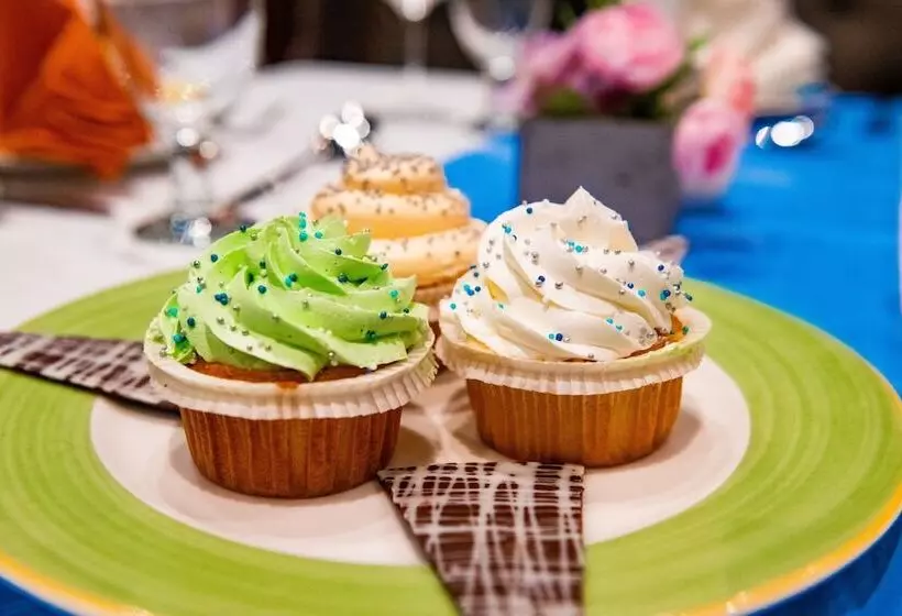 Fotos del hotel Grandeur Hotel Al Barsha:  2