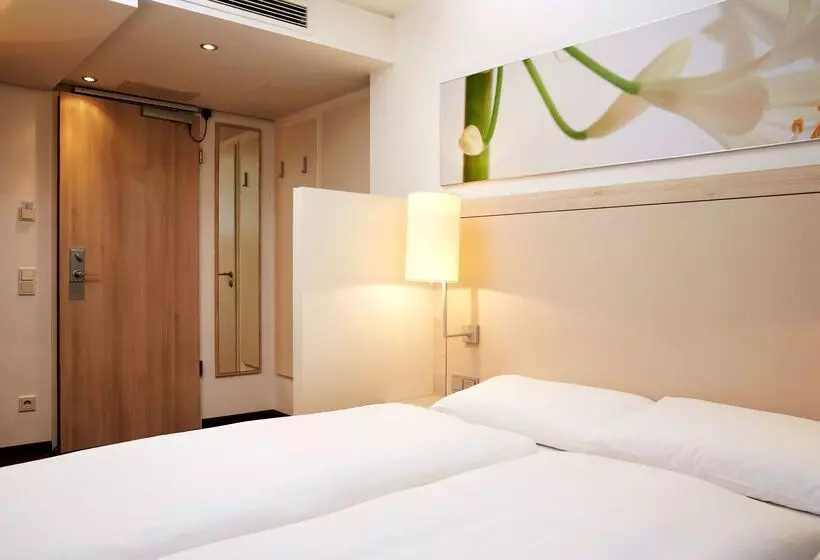 Fotos del hotel H+ Hotel München:  18