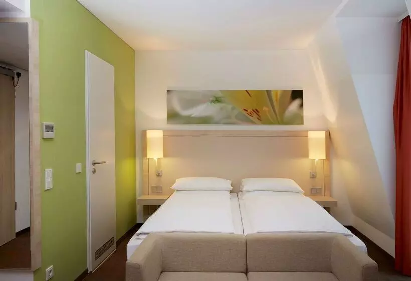 Fotos del hotel H+ Hotel München:  14