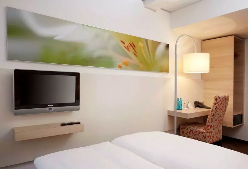 Fotos del hotel H+ Hotel München:  2