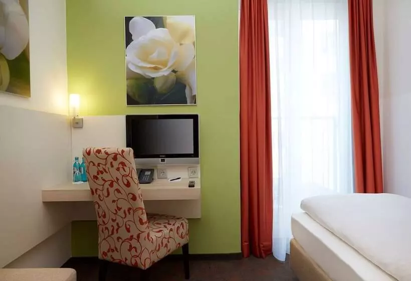 Fotos del hotel H+ Hotel München:  11