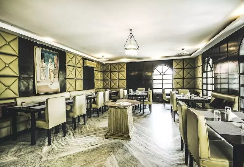 Fotos del hotel Sugan Niwas Palace:  13