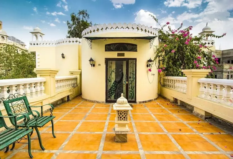 Fotos del hotel Sugan Niwas Palace:  8