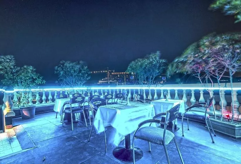 Fotos del hotel Zain International:  41
