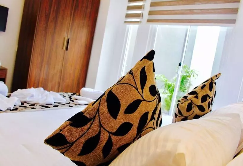 Fotos del hotel 8plusmotels:  21
