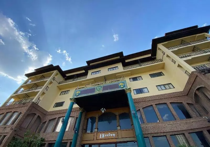 Fotos del hotel 13 Coins Bangyai:  10