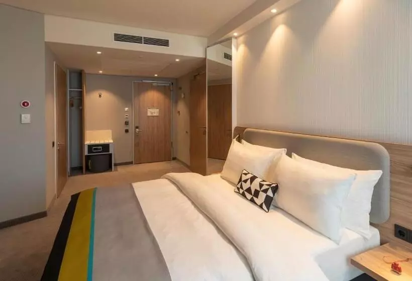 Fotos del hotel Holiday Inn Express Düsseldorf  Hauptbahnhof, An Ihg:  23
