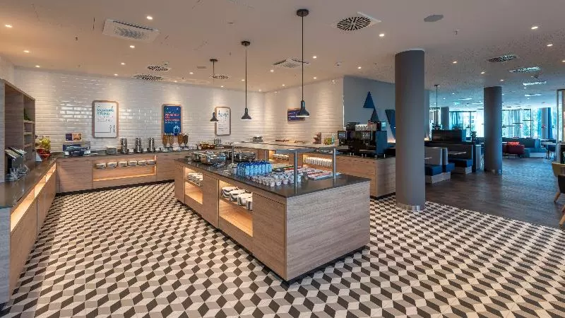Fotos del hotel Holiday Inn Express Düsseldorf  Hauptbahnhof, An Ihg:  18