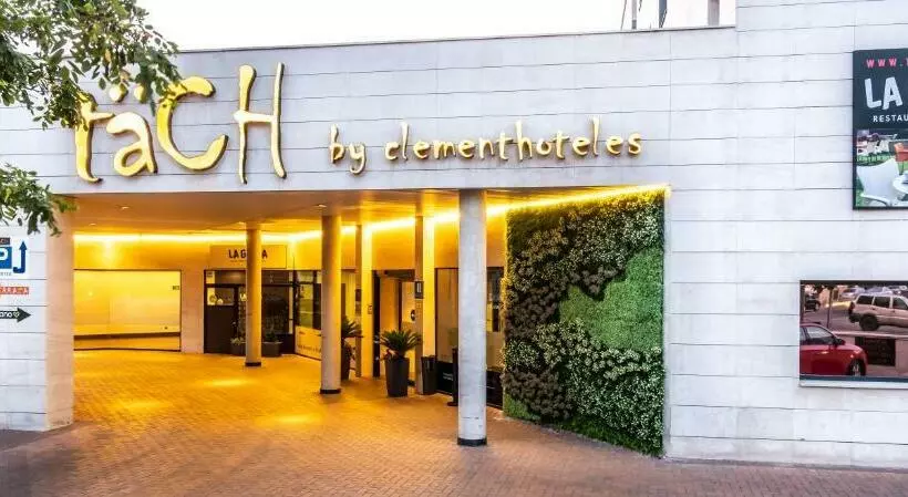 Fotos del hotel Täch Madrid Airport:  6
