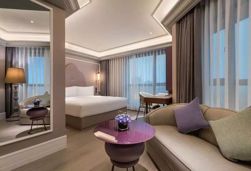 Mercure Nantong Downtown