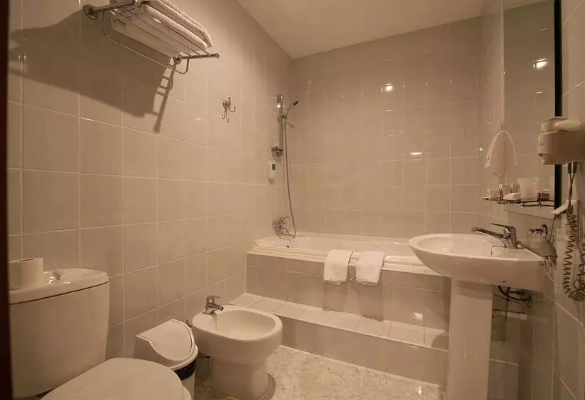 Fotos del hotel Codru:  8