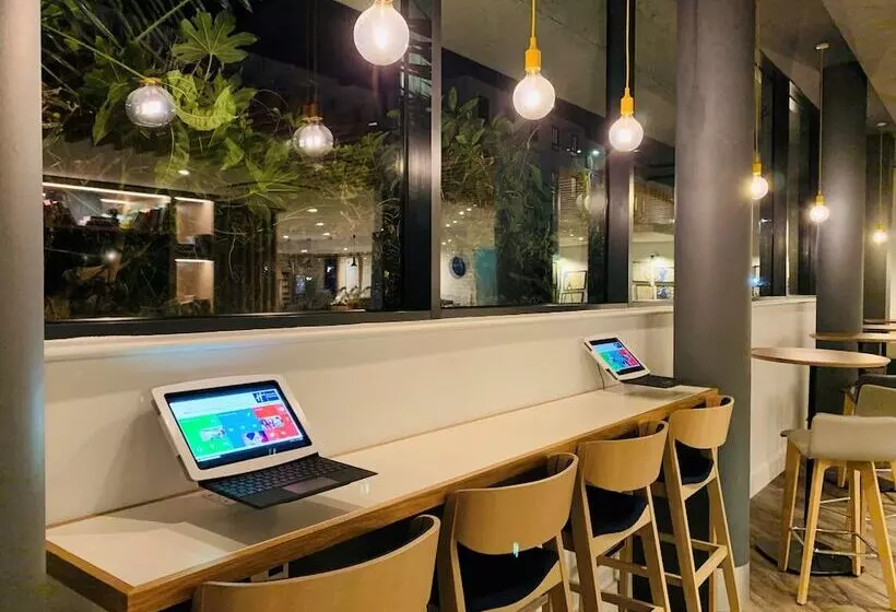 Fotos del hotel Holiday Inn Express Cheltenham Town Centre, An Ihg:  18