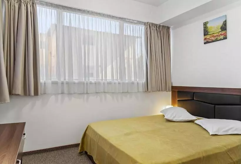 Fotos del hotel Lina:  11