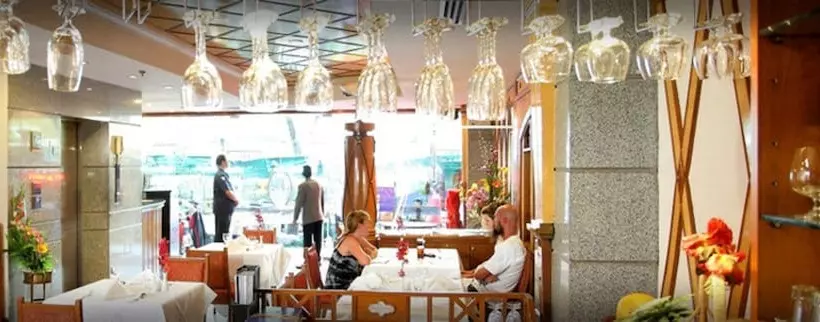 Fotos del hotel Majestic Suites:  14