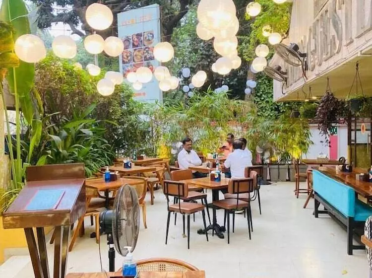 Fotos del hotel Ramee Guestline  Dadar:  9