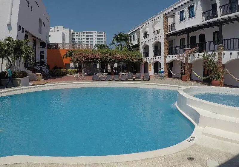 Fotos del hotel Sansiraka:  2