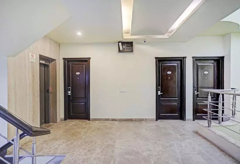 Fotos del hotel The Orion  Greater Kailash:  16