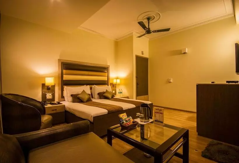 Fotos del hotel The Suncourt  Yatri:  21