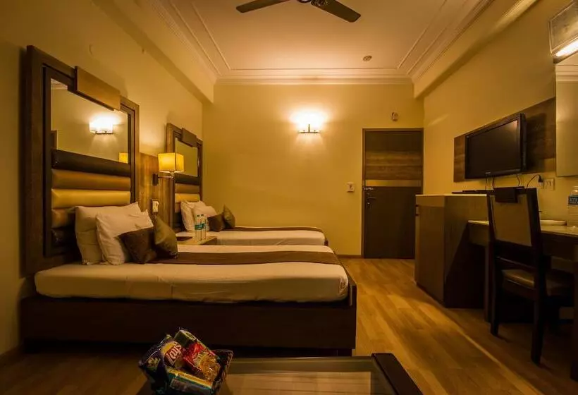 Fotos del hotel The Suncourt  Yatri:  23