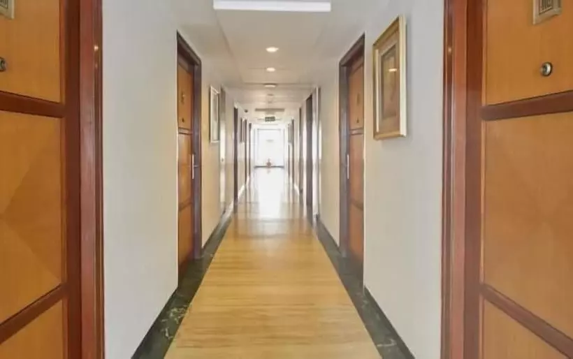 Fotos del hotel Dr.rajkumar International:  3