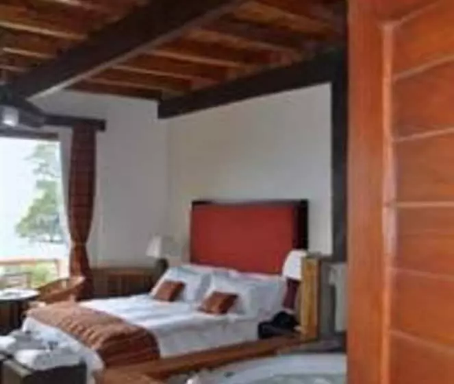 Fotos del hotel La Sirenuse Lake Resort:  10