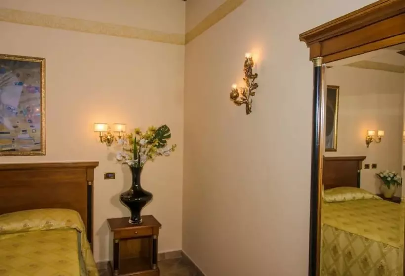 Fotos del hotel Quadrifoglio By Mancini:  24