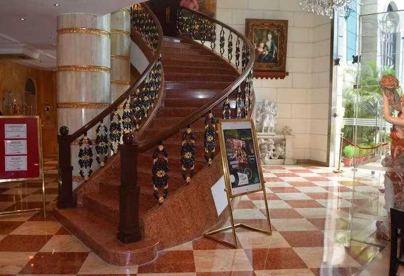 Fotos del hotel The Royal Plaza:  8