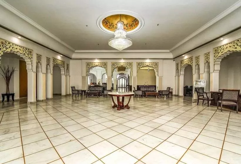 Fotos del hotel Utkarsh Vilas Tavisha:  14